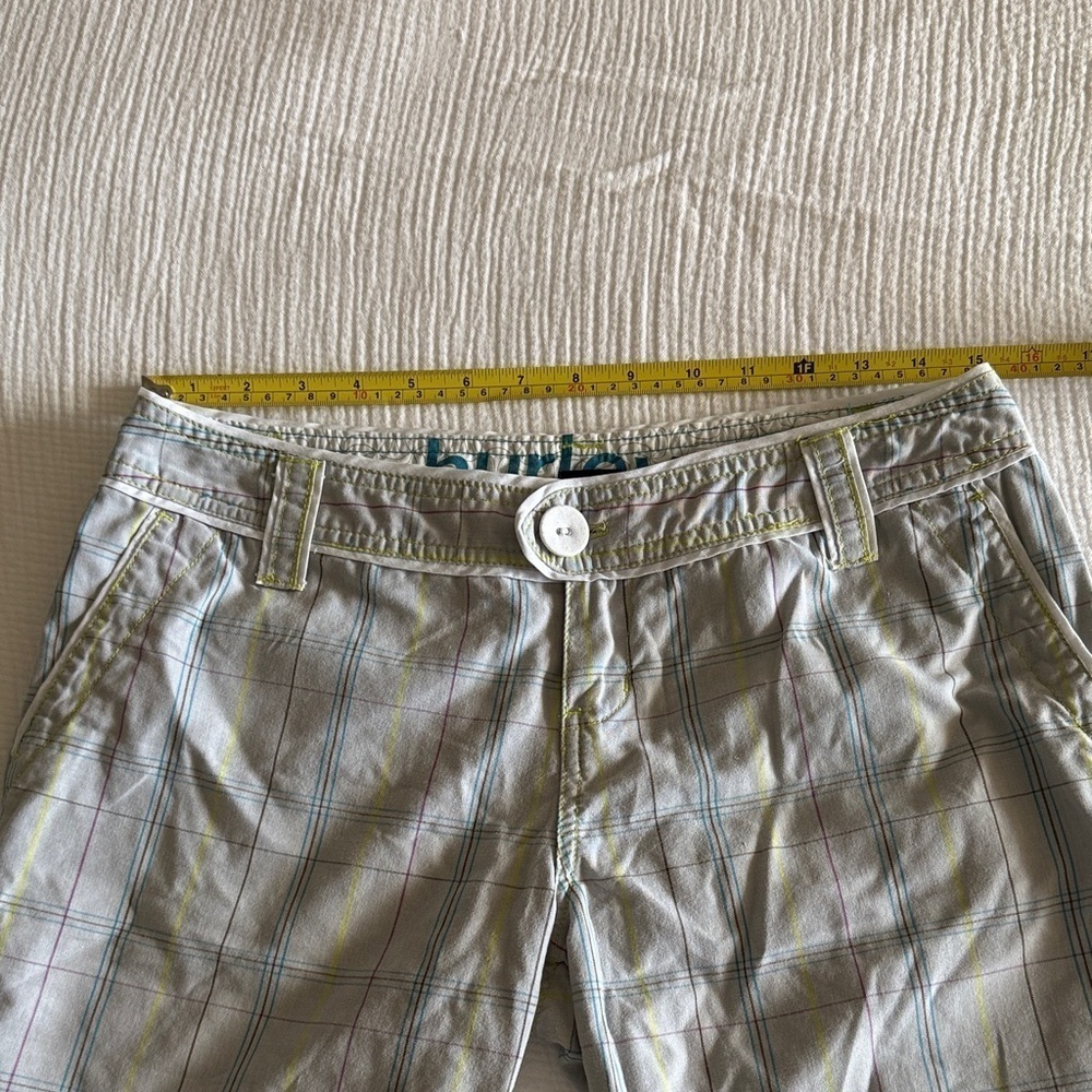 Hurley White and Blue Graphic Bermuda shorts / 7 - Picture 3 of 8